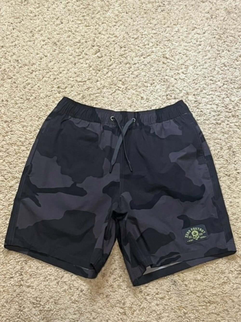 Zero Foxtrot Men Black Camo 7" Performance Lined Athletic Shorts Size Small EUC